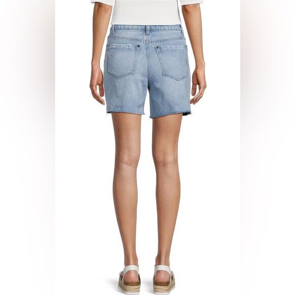 NWT A loves A Brand Juniors Denim Shorts Light Blue Wash Size 26 - Picture 3 of 6